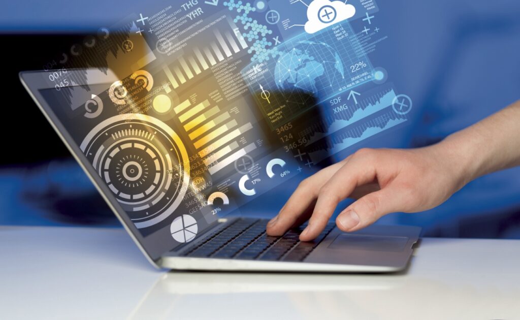 Mettre une stratégie digitale permet de communiquer avec ses clients d'une manière différente et plus en phase avec les modes de communication actuels.